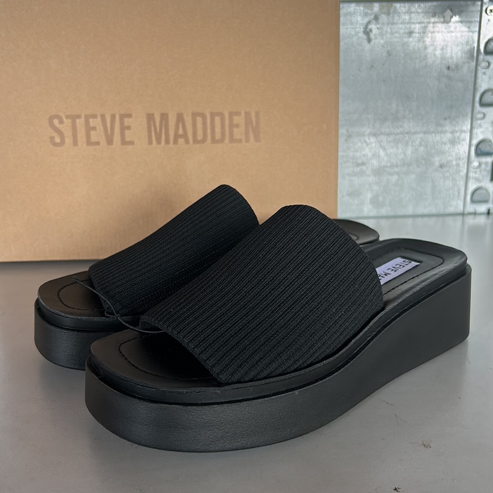 NWT Womens Steve Madden Jolee Platform Slide Black